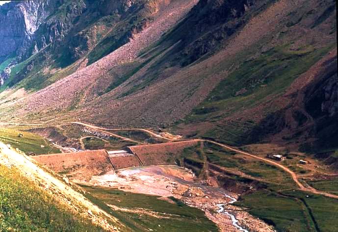 Protecting dam near Mynjilki meteorological station